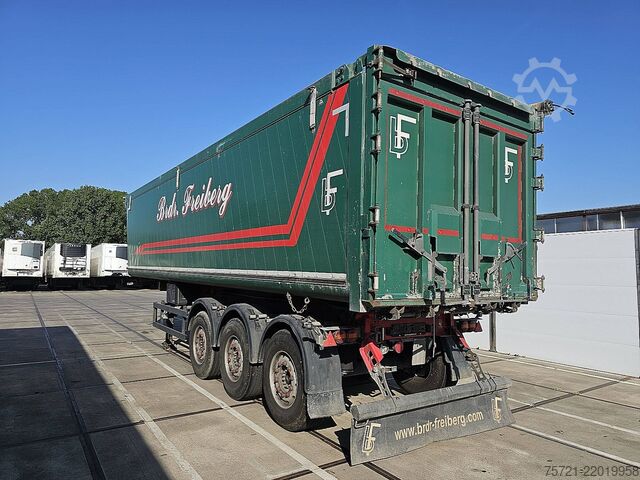  SCHMITZ SKI 24 SL 9.6 50M3 DOORS