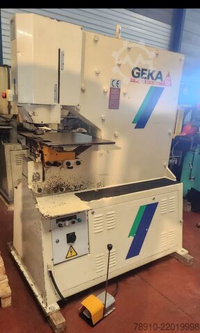80 tonluk Hidrolik Delme Makinesi GEKA GEKA PUMA80 / E500