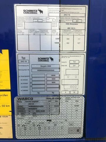 Prikolica sa sandukom SCHMITZ CARGOBULL ZKO 18 Isolierwände LBW Durchlader