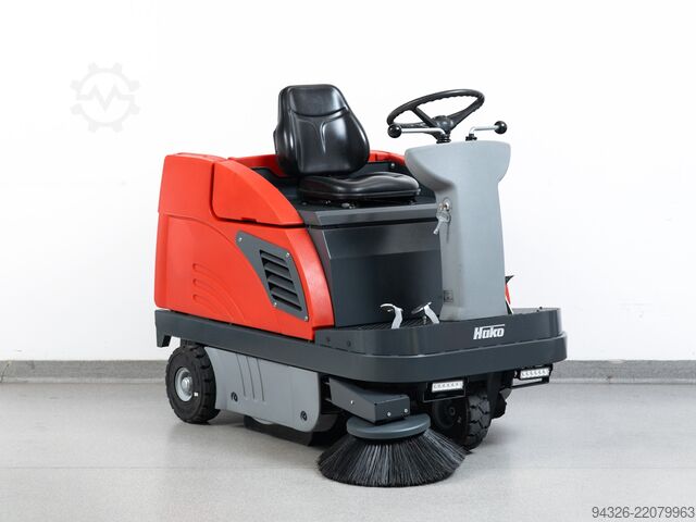 Hako Jonas 980 V पेट्रोल चालित स्वीपर मशीन Hako Jonas 900 V - 2010Bj - 892h - 5700m²/h