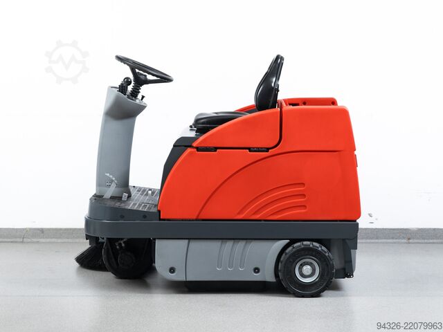 Hako Jonas 980 V पेट्रोल चालित स्वीपर मशीन Hako Jonas 900 V - 2010Bj - 892h - 5700m²/h