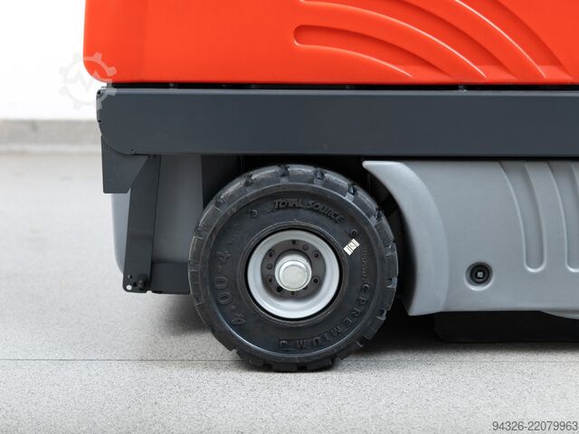 Hako Jonas 980 V पेट्रोल चालित स्वीपर मशीन Hako Jonas 900 V - 2010Bj - 892h - 5700m²/h