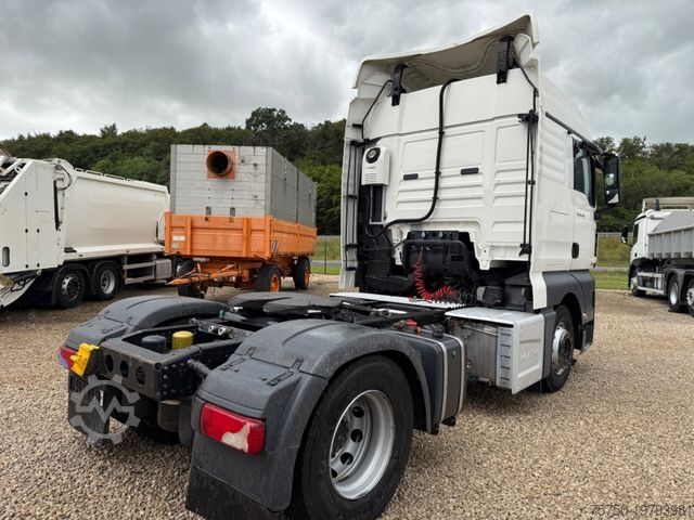 Standard tractor unit MAN TGX 18.460  - Euro 6-  Motorschaden - Hydraulik-
