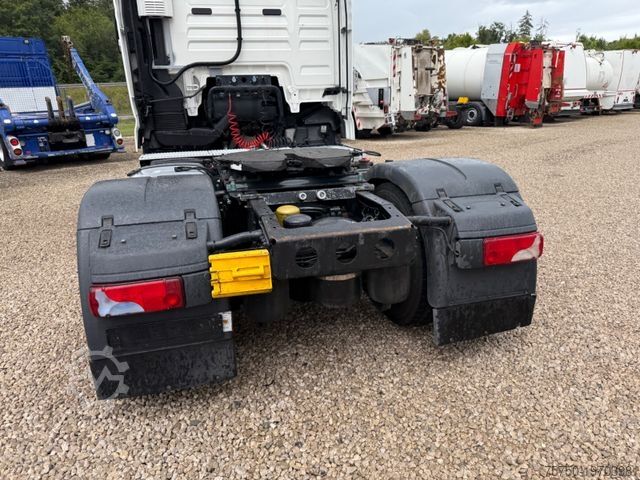 Standard tractor unit MAN TGX 18.460  - Euro 6-  Motorschaden - Hydraulik-
