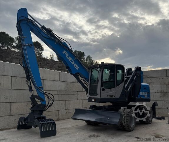 ➤ Used Fuchs Mhl 350 for sale on Machineseeker.com - many