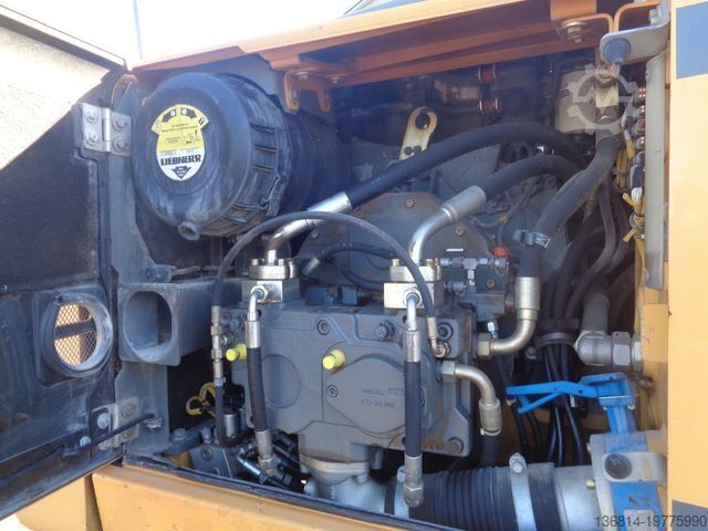 Lančani bager LIEBHERR R916 Litronic + Löffel, Klima, RF-Kamera