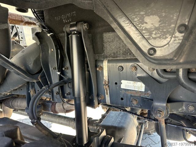 Automobilis ar plakanu platformu MAN TGM 13.250 / 4x4 / Fassi F 95 / Funk / Seilwinde