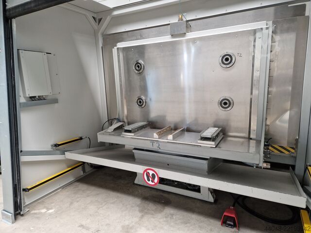 CNC-Bearbeitungszentrum mit Wendetisch MAKA DC 7