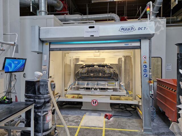 CNC-Bearbeitungszentrum mit Wendetisch MAKA DC 7
