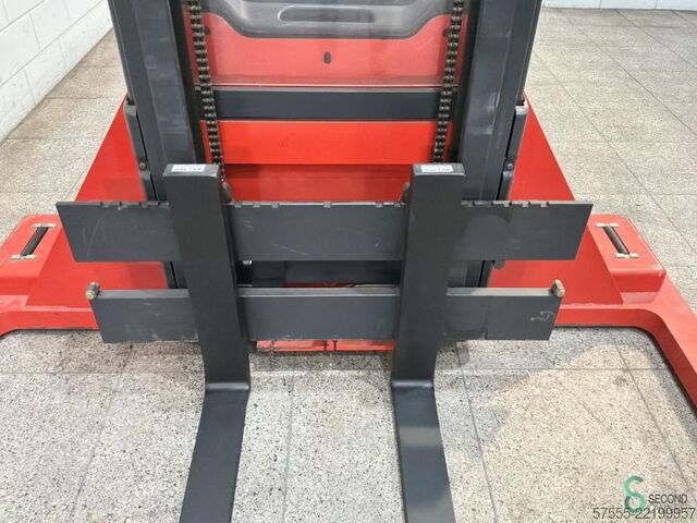 Carretilla elevadora baja Linde L14AS-AP (131)