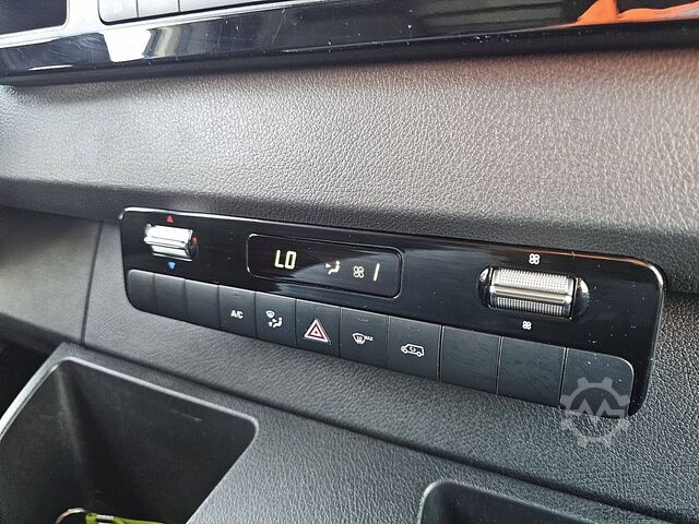 Camioneta familiar de techo alto MERCEDES-BENZ SPRINTER 317 L2H2 LED Mbux10 AC!