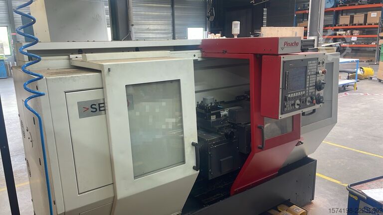 Mesin bubut CNC Pinacho SE 200