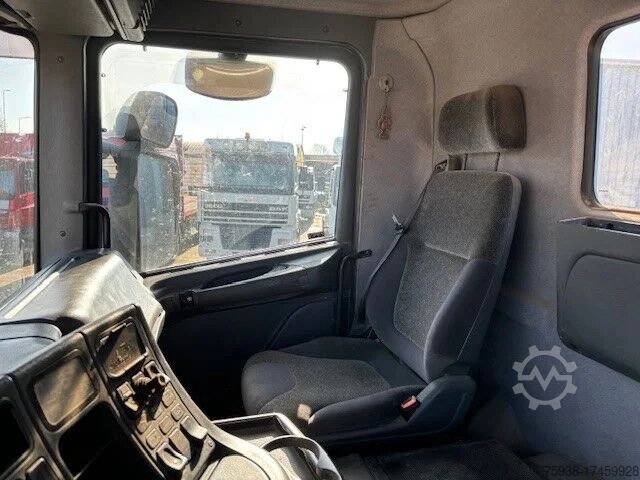 Sasis dengan kabin Scania R124-420 C 8x4 FULL STEEL CHASSIS (EURO 3 / FUL...