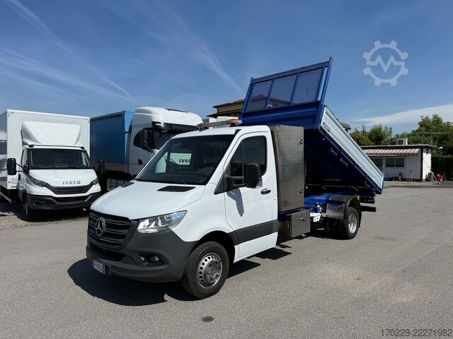 Trijų pusių savivartis furgonas Mercedes-Benz sprinter 514