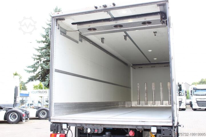 Refrigerated truck Mercedes-Benz Antos 2540 E6 Kühlkoffer Lift-Lenkachse LBW 2t