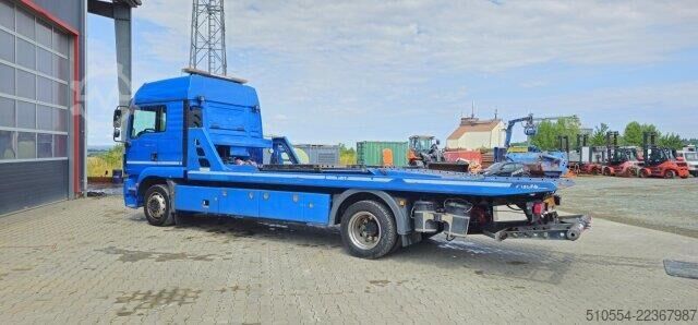 Vozilo za oporavak MAN TGM 15.250 Doppelstock + Brille /6 Sitze +Winde