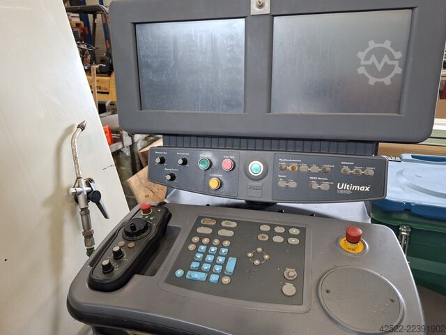 Bewerkingscentra - verticaal HURCO VMX 30