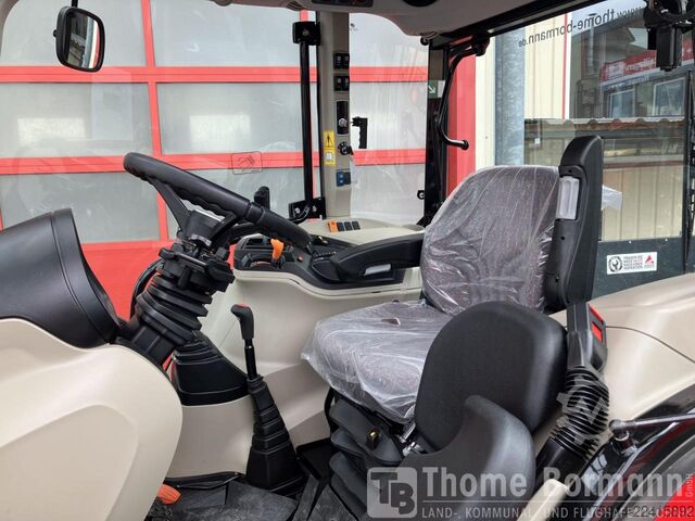 ट्रैक्टर Massey Ferguson MF 4709 M Cab Essential