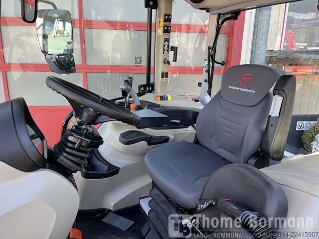 ट्रैक्टर Massey Ferguson MF 5M.95 Dyna-4 Cab