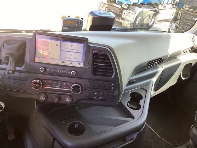 Standard tractor unit Ford F-Max