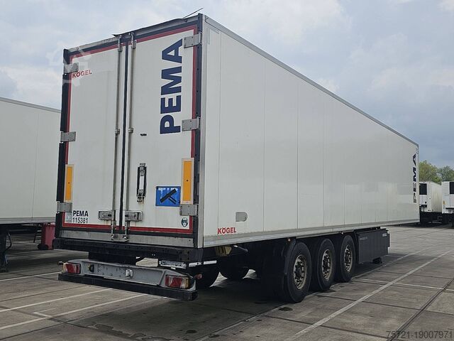 Flutningur í kæli/frysti KOGEL DOPPELSTOCK BLUMENBR Thermoking SLX300