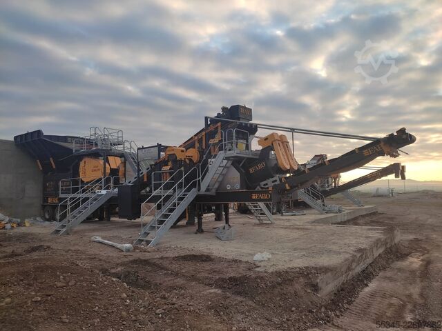 Crushing equipment/mobile crushing plant FABO Crushing equipment Mobile Jaw Crusher Fullstar-110