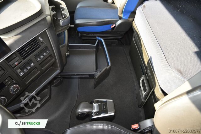 وحدة جرار قياسية VOLVO FH 500 Globetrotter XL Varios