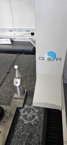 Macchina di misura a coordinate Hexagon DEA