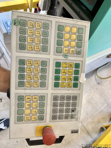 Mașină de turnat prin injecție Arburg 470C 1500-350