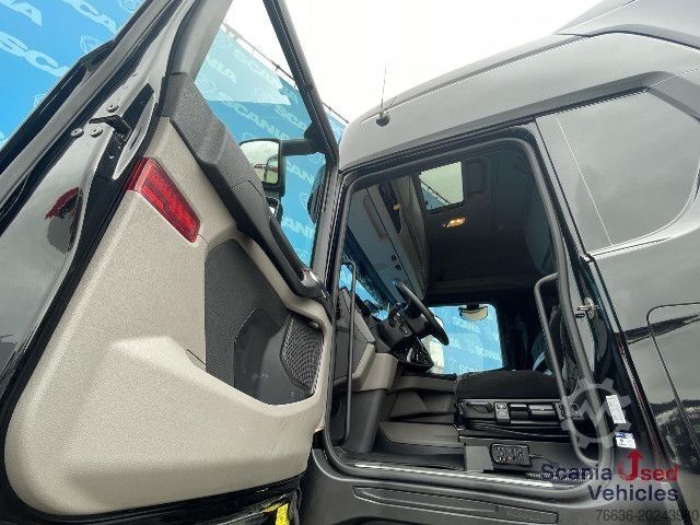 Volum trekkvogn Scania R 460 A4x2EB RETARDER P-AIRCO MEGA VOLUME