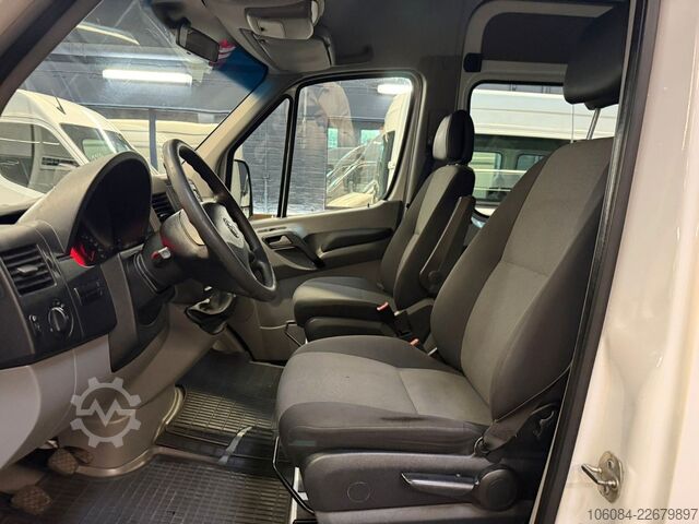 マイクロバス VW Crafter MAXI Kombi 6 Sitze Klima STHZ AHK 1.Hand