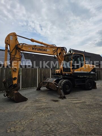 Mobile excavator HYUNDAI ROBEX 210W-9
