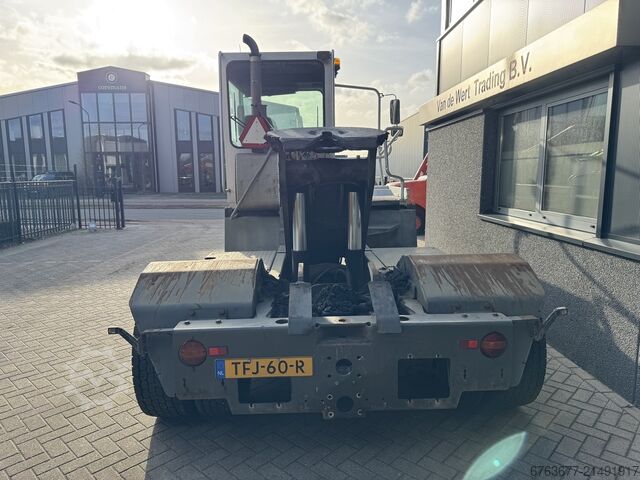 Terberg YT 182 4X2 Tractora de Maniobras / Allison 2009 Matrícula NL TERBERG YT 182 4X2 Rangeer Trekker / Allison 2009 NL Registratie