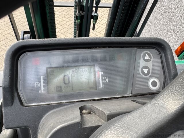 Mitsubishi FG25N Triplex 550 Slobodni dizanje / Bočni pomak LPG 2012 MITSUBISHI FG25N Triplo 550 Freelift / Sideshift LPG 2012