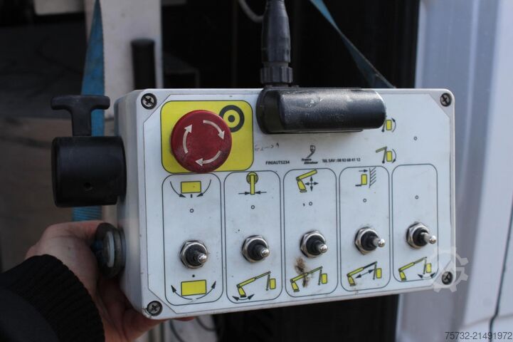 Автомобільна підйомна платформа Renault Master  France-Elevateur 14m - 2 b 265kg