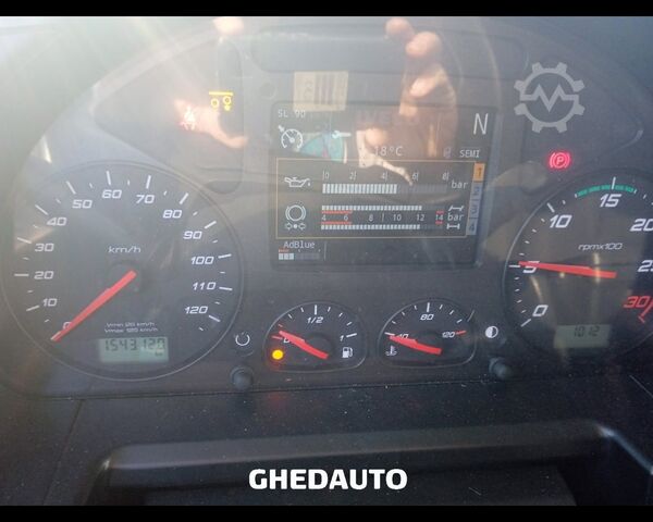 Standardni traktor jedinica IVECO AT260S40Y/PS -MOTRICE -  CISTERNA MERCI COMMESTIBILI
