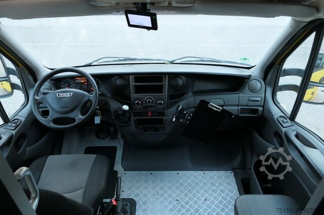 Fourgon tôlé iveco Daily 35 S11 C30C AUTOMATIK KAMERA Regale LUFT DURCHGANG EURO-5 CoC