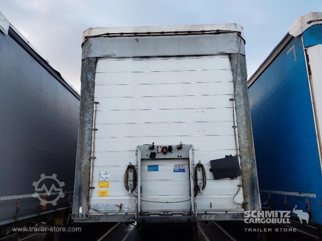 กึ่งพ่วงเปิดพร้อมผ้าใบคลุม Schmitz Cargobull Semitrailer Curtainsider Standard Hayon